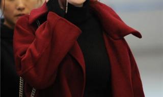 杨幂黄子韬互动亲昵